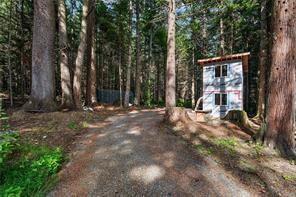 377 Evergreen Lane — listing photo 34 of 54