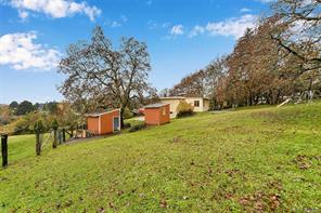 4589 Scarborough Rd — listing photo 32 of 34