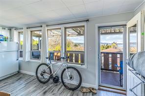 18 Gillespie St — listing photo 14 of 39