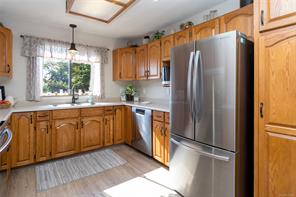 504 Langvista Dr — listing photo 19 of 78