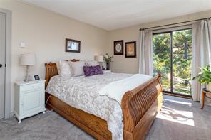 504 Langvista Dr — listing photo 27 of 78