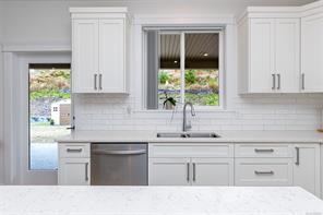 6286 Highwood Dr — listing photo 20 of 55