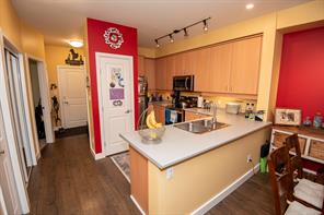 302D-1115 Craigflower Rd — listing photo 17 of 41