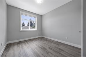 267 Golden Oaks Cres — listing photo 43 of 95