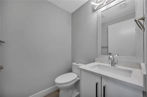 267 Golden Oaks Cres — listing photo 47 of 95