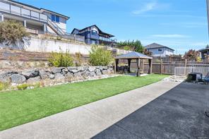 267 Golden Oaks Cres — listing photo 74 of 95