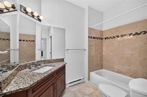 23-4360 Emily Carr Dr — listing photo 29 of 40