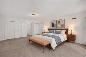 23-4360 Emily Carr Dr — listing photo 31 of 40