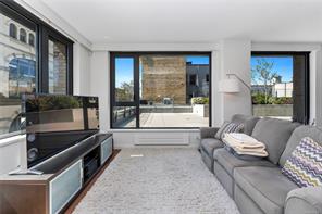 302-608 Broughton St — listing photo 16 of 64