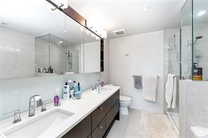 302-608 Broughton St — listing photo 29 of 64