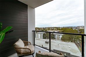 807-899 Esquimalt Rd — listing photo 25 of 37