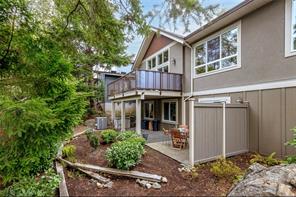 1-551 Bezanton Way — listing photo 33 of 41