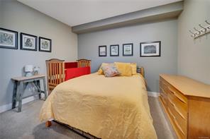 101-5426 Jacobs Lane — listing photo 39 of 62