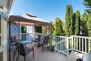 2244 Malaview Ave — listing photo 18 of 44
