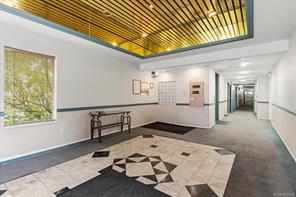 105-24 Prideaux St — listing photo 33 of 43