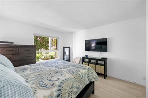 212-2520 Wark St — listing photo 19 of 24