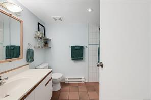 303-1625 Belmont Ave — listing photo 20 of 28