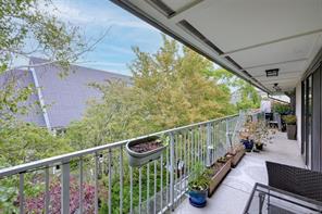 303-1625 Belmont Ave — listing photo 24 of 28