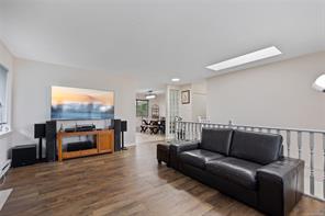 1557 Flicker Pl — listing photo 23 of 55