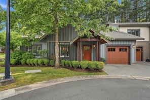 100 Apex Ridge Pl, Nanaimo