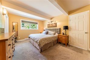 1154 Smithers Rd — listing photo 25 of 64