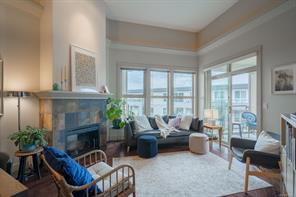 $469,000 - 6310 McRobb Ave<br>Nanaimo, British Columbia, V9V 1W8