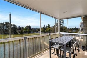 302-2323 Hamiota St — listing photo 34 of 39