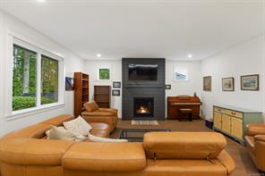 521 Mountain View Dr — listing photo 18 of 37