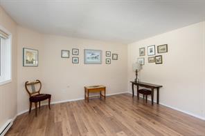 21-5156 Cordova Bay Rd — listing photo 14 of 27