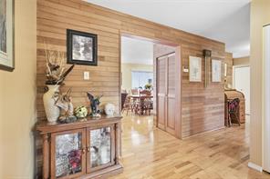 5449 Falls St — listing photo 19 of 35