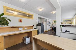 129 Hereford Ave — listing photo 31 of 44
