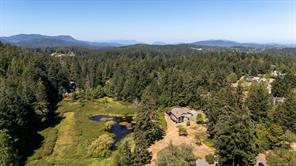 5320 Old West Saanich Rd — listing photo 27 of 28