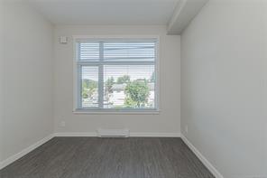216-2843 Jacklin Rd — listing photo 13 of 24