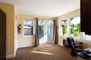 2322 Coopers Hawk Rise — listing photo 30 of 50