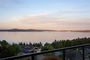2322 Coopers Hawk Rise — listing photo 35 of 50