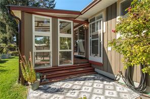 1861 Carlyle Cres — listing photo 41 of 55