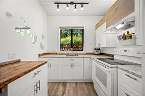 2102 Stadacona Dr — listing photo 32 of 58