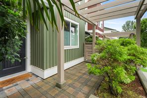 $640,000 - 6115 Glacier Way<br>Nanaimo, British Columbia, V9T 0H8
