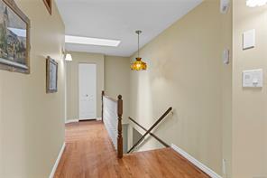5213 Fillinger Cres — listing photo 34 of 75