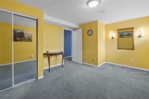 5213 Fillinger Cres — listing photo 39 of 75