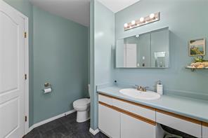 5213 Fillinger Cres — listing photo 46 of 75