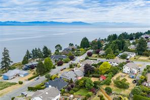 5213 Fillinger Cres — listing photo 71 of 75