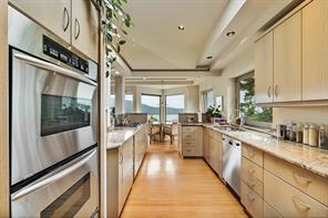 11406 Sycamore Dr — listing photo 19 of 71