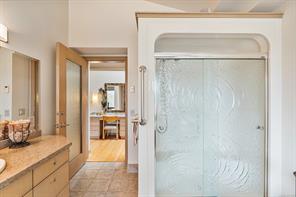 11406 Sycamore Dr — listing photo 33 of 71