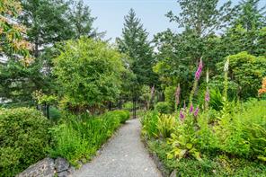 11406 Sycamore Dr — listing photo 61 of 71