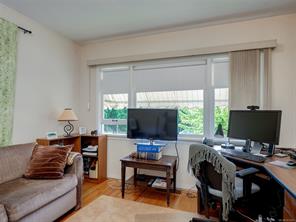 2568 Margate Ave — listing photo 13 of 29