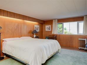 2568 Margate Ave — listing photo 14 of 29
