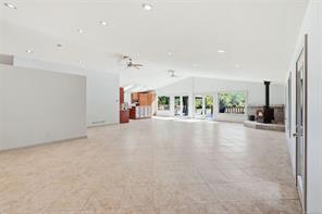 3060 Thorpe Rd — listing photo 17 of 43