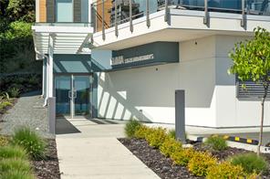 404-536 Island Hwy — listing photo 17 of 66