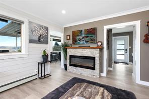 542 THULIN St — listing photo 16 of 57